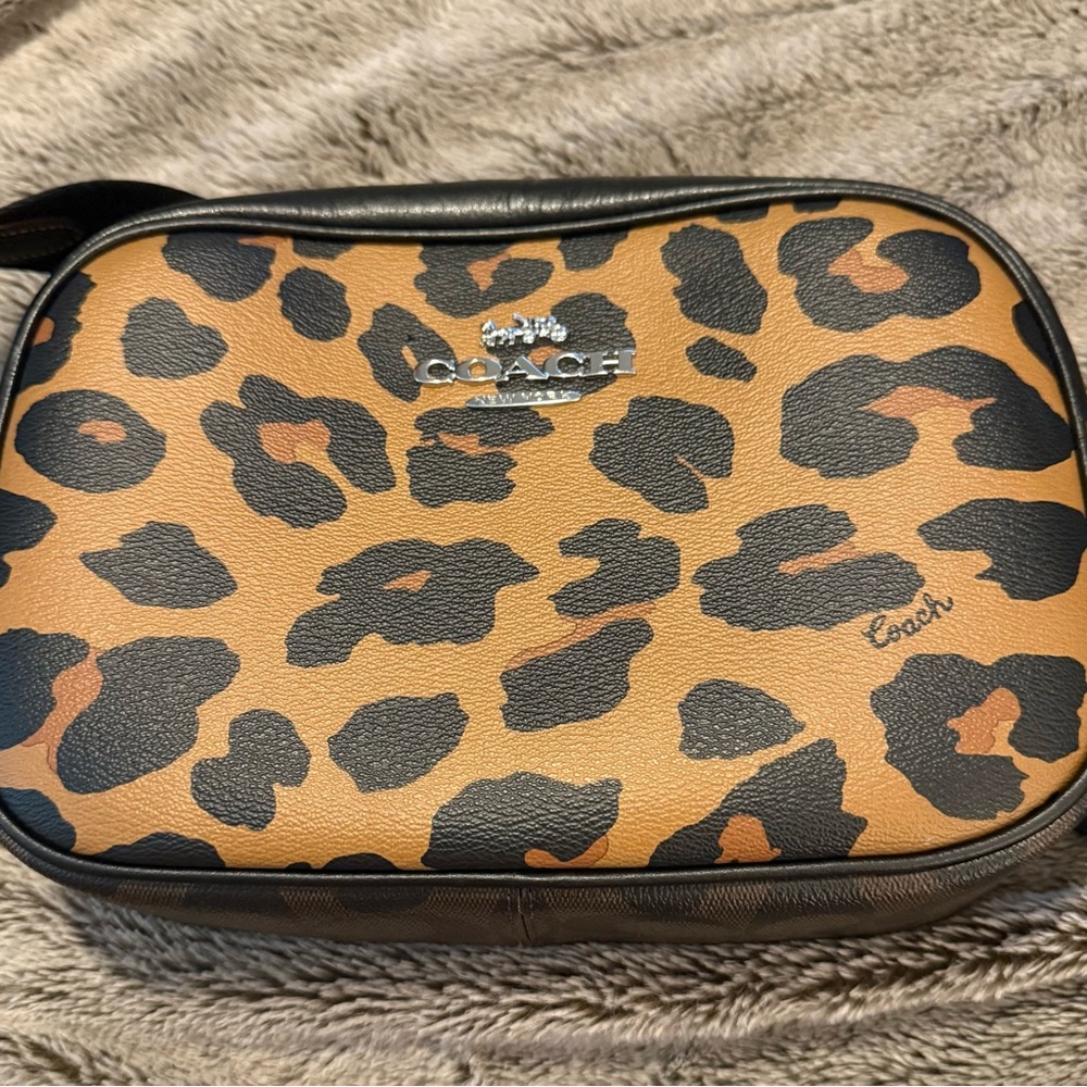 COACH Jamie Camera Bag With Leopard Print Leather Light Saddle/Black